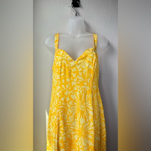 ModCloth Yellow Floral Maxi Dress Size 10 Sweetheart Neckline Back Bow - Picture 2 of 11